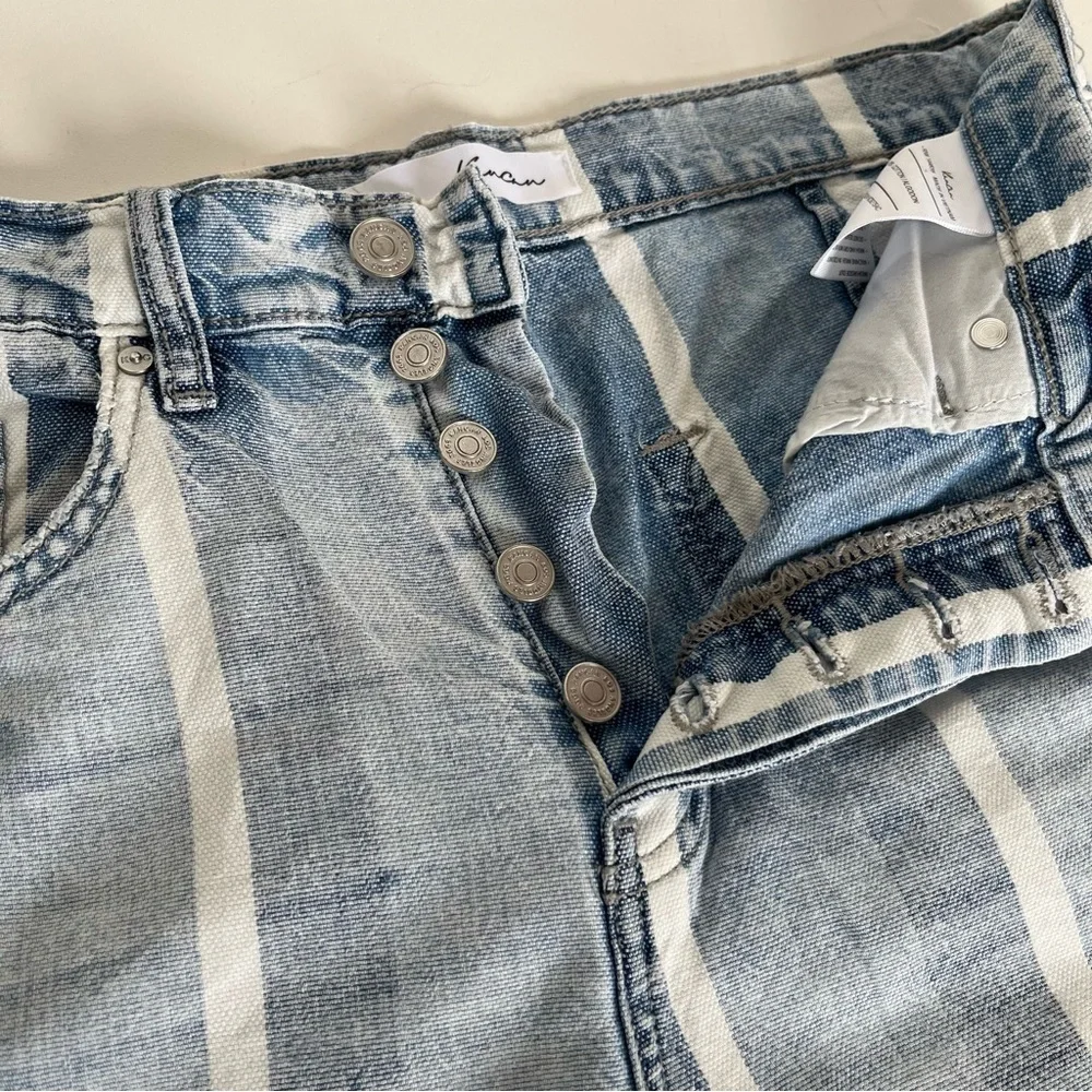 KanCan Striped McKenzie Mid-Rise 90's Flare Wide Leg Jean's Size 27 - Picture 8 of 11
